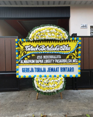 Papan Bunga Duka di Tanjung Sengkuang