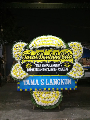 Papan Bunga Duka di Tanjung Sengkuang